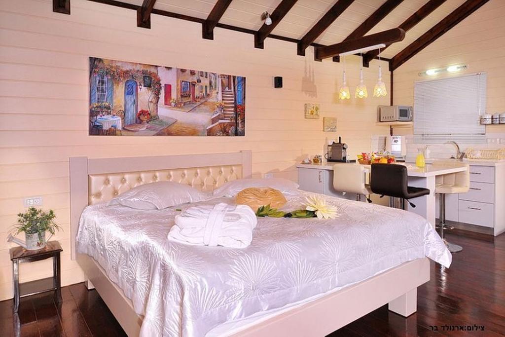 Between Sunrise And Sunset Suites Ya'ara Esterno foto
